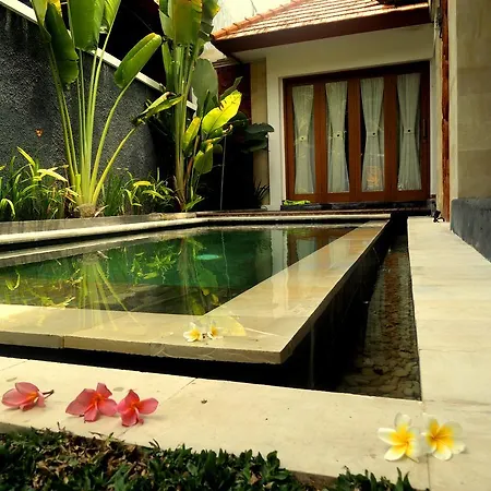 Jayastuti House Villa Ubud  Ruang foto