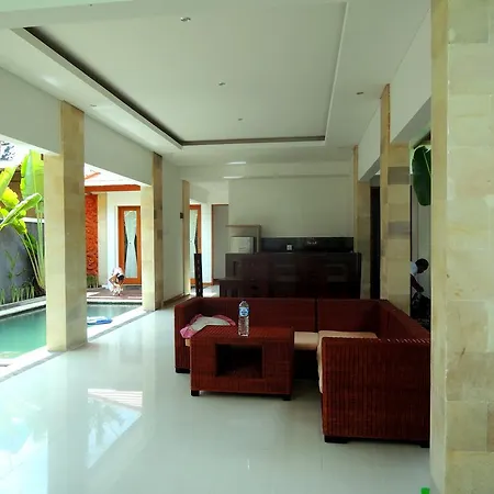 Jayastuti House Villa Ubud  Ruang foto